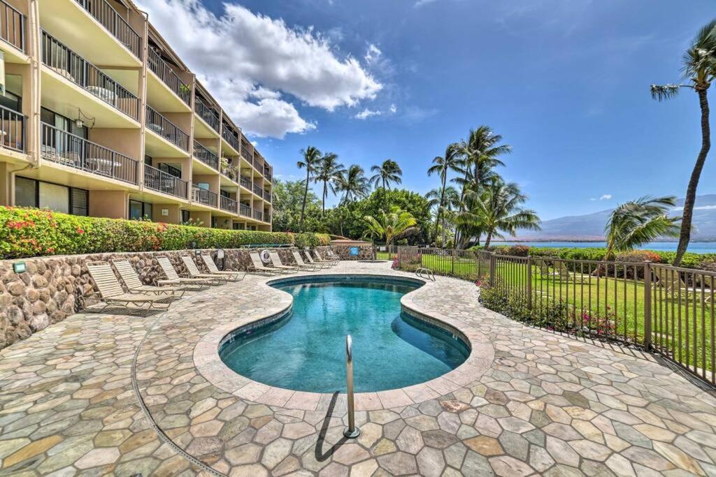 Wailuku Stunning Maui Direct Ocean Front On The Beach, Walk To Beach From Condo, Watch Turtles, Whales, Ac In All Rooms Ocean View Pool And Spa מראה חיצוני תמונה