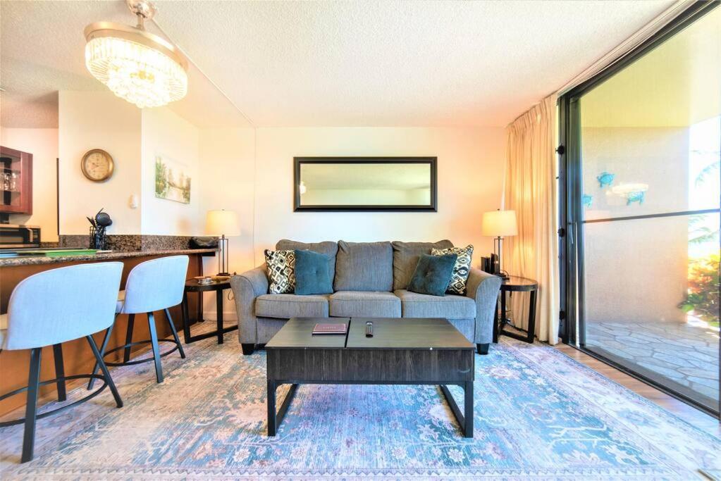 Wailuku Stunning Maui Direct Ocean Front On The Beach, Walk To Beach From Condo, Watch Turtles, Whales, Ac In All Rooms Ocean View Pool And Spa מראה חיצוני תמונה